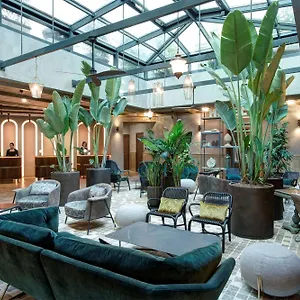 Doubletree By Hilton Monti Hotel